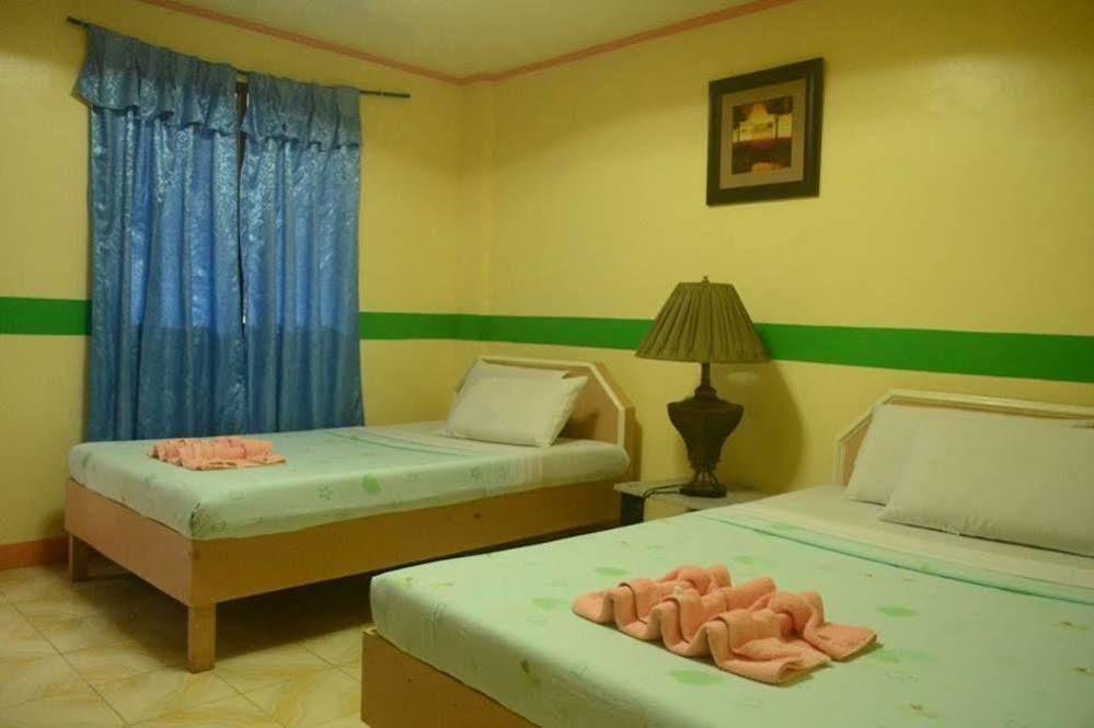 Alliyah'S Beach Resort Balabag  エクステリア 写真