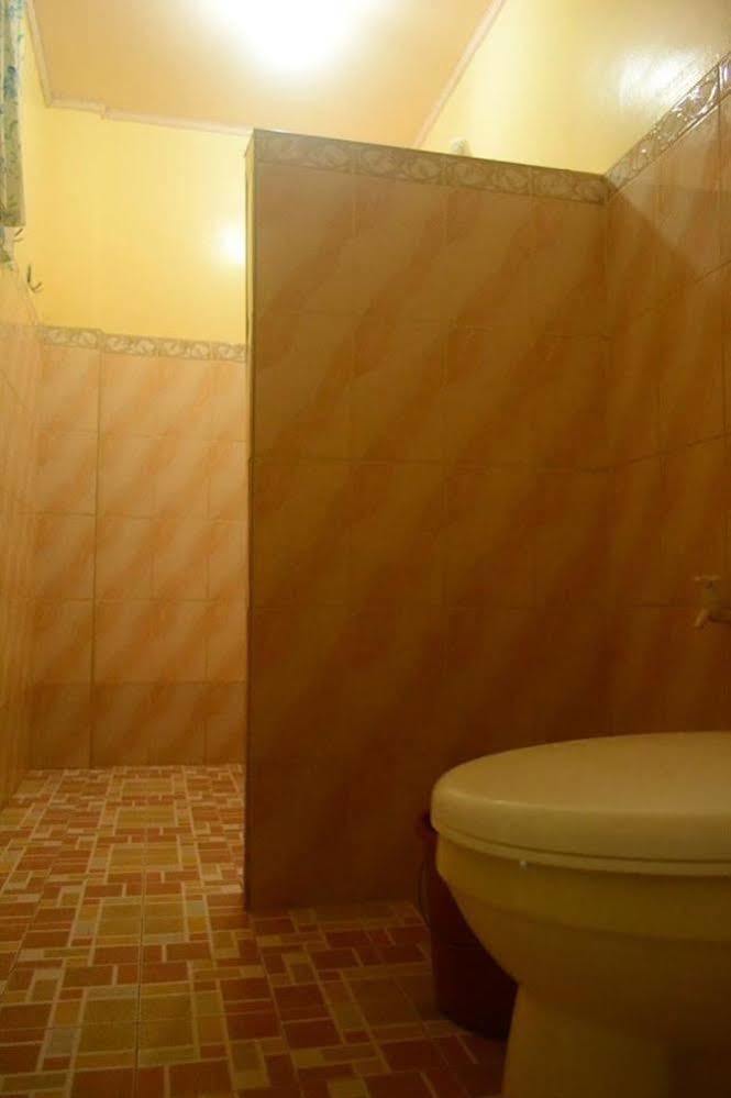 Alliyah'S Beach Resort Balabag  エクステリア 写真